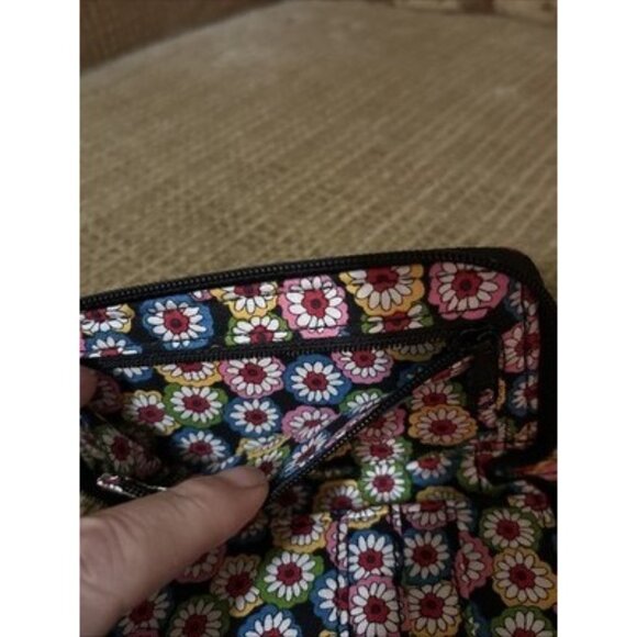Vera Bradley Wristlet Wallet Floral Multi Compartment EUC NICE! - Picture 3 of 6